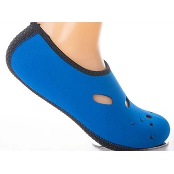 Su Sporları dalış çorapları Anti Patinaj plaj ayakkabısı Kadınlar için Yüzme Sörf Neopren Çorap Yetişkin dalış ayakkabıları su ayakkabısı