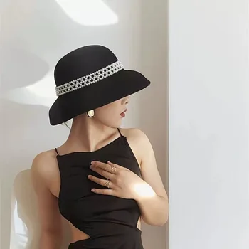 Tasarımcı İnci Yün Çan Şapka Vintage Hepburn Kubbe Büyük Saçak silindir şapka Kış Sıcak Kova Şapka
