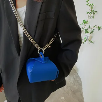 Kişilik Küçük Pu Çanta Kadın 2022 Yeni Retro basit omuz çantası Kadınlar için Ins Kalın Zincir Messenger Kutusu Çantası Katı Mini Çanta